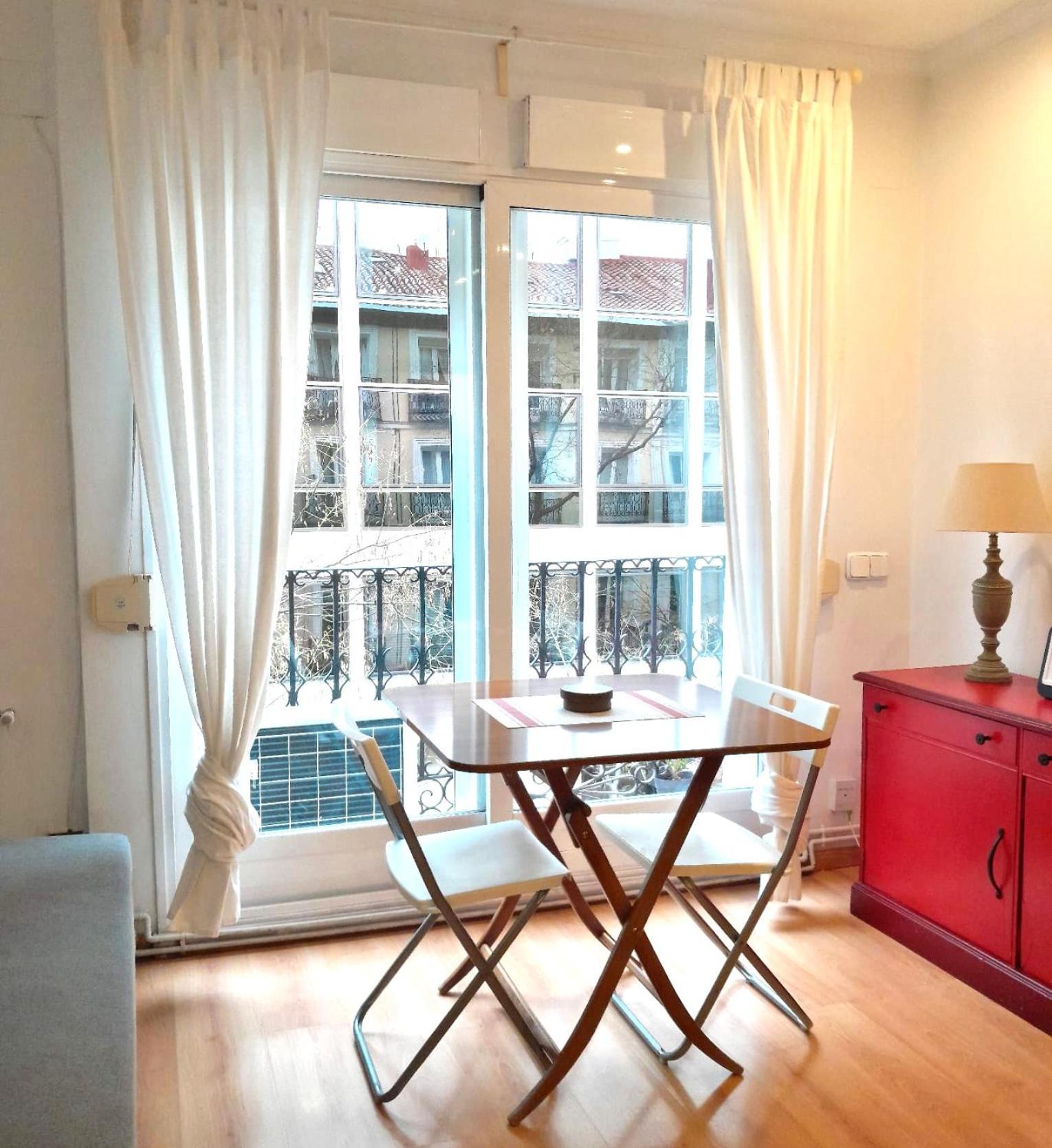 Apartamento Con Encanto Y Luz En Pleno Centro 마드리드 외부 사진